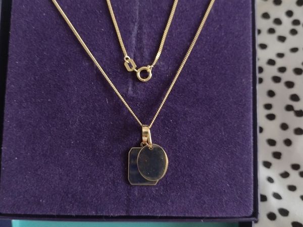9ct gold chain with 9ct gold tag pendant