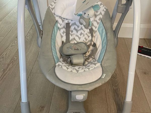Automatic baby swing - Pristine condition