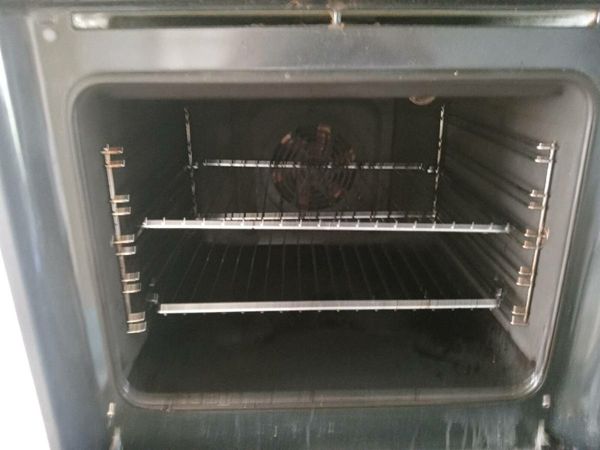 Electric oven and hob working perfect