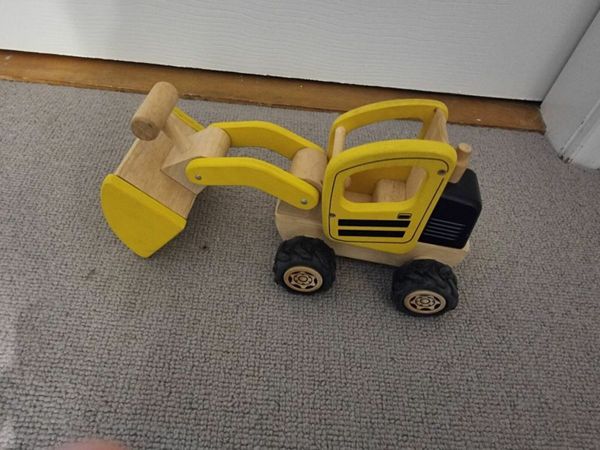 Pinto Wooden JCB Toy