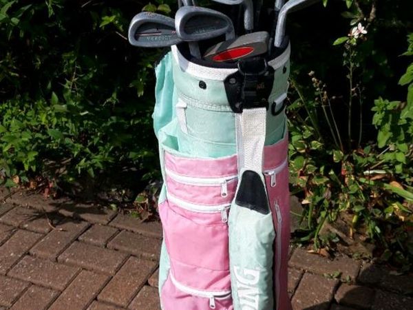 Ladys golf clubs and bag