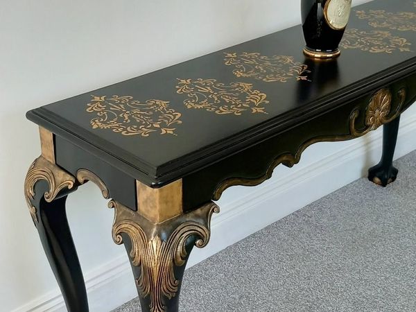 Ornate table & Mirror