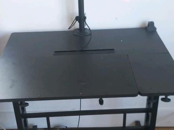 Adjustable Computer desk table & monitor arm