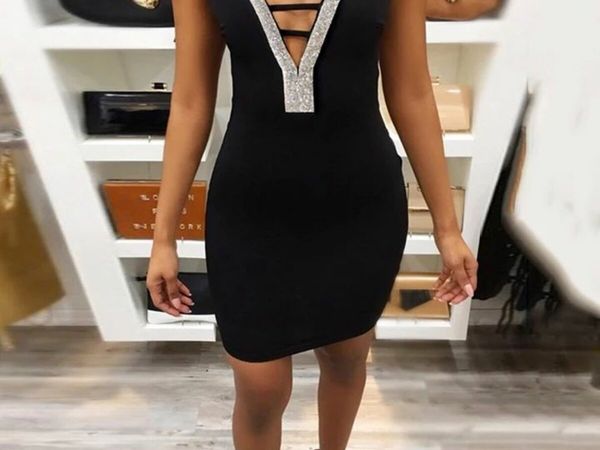 Women's mini dress with a naked back