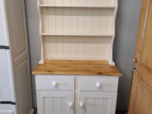 Pine kitchen dresser, white
