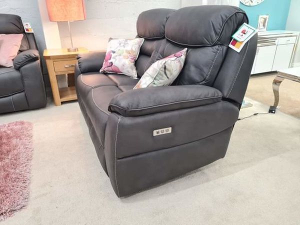 Leory electric.recliner couch reduced