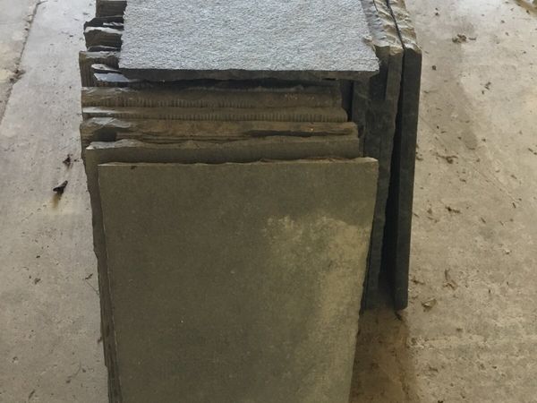 Patio pavers x 46 - black limestone