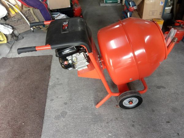 cement  mixer,  portable  with  stand