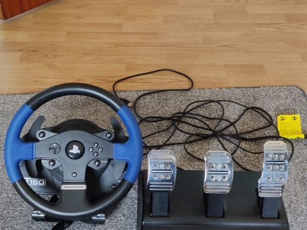 Thrustmaster T150 Pro steering wheel & pedals
