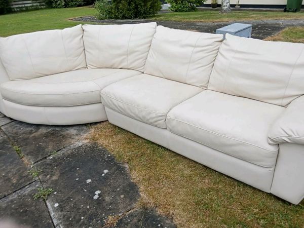 Corner leather sofa good  condition