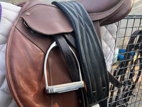 Wintec Cair System Saddle and Goodwins Bridle