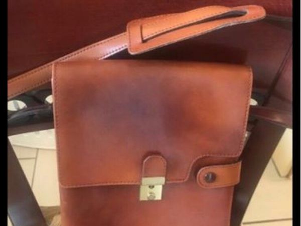 Exceptional Across Body Leather Bag