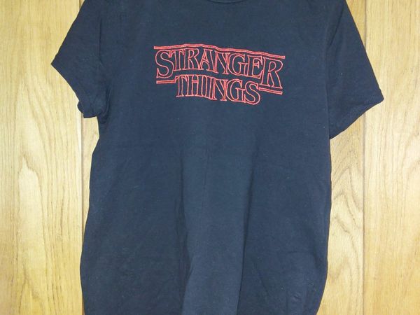 Stranger Things T-Shirt size medium