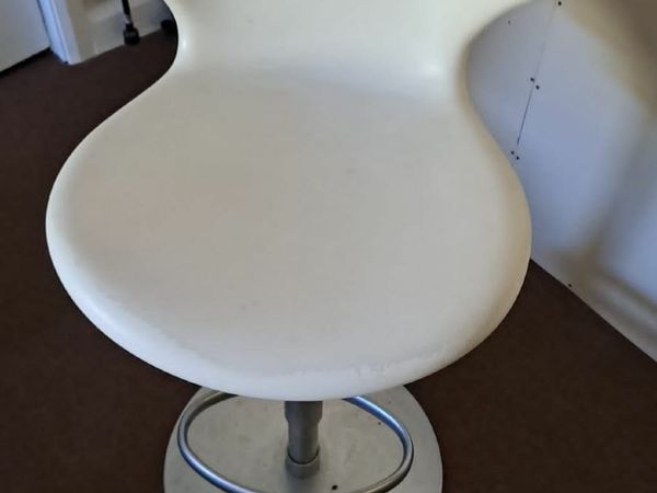 Makeup Chair/Bar Stool
