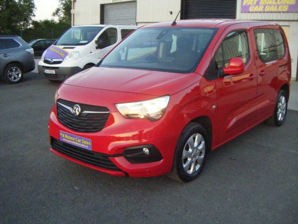 Vauxhall Combo MPV, Diesel, 2019, Red