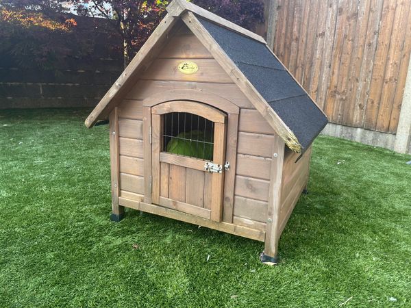 Dog outdoor crate