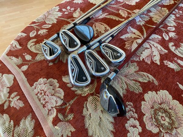 Taylormade R9 Forged irons set plus hybrid