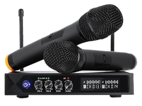 2 Wireless Microphone Systems ( RRP 277€)