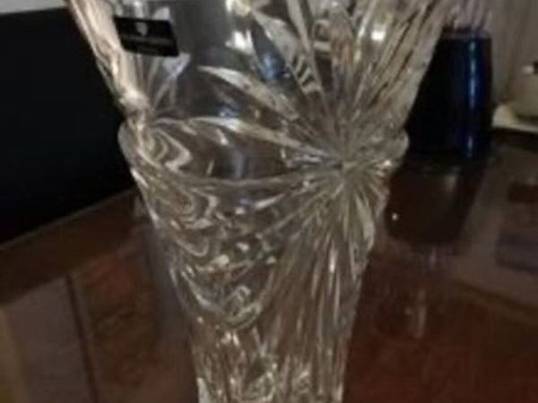 Killarney Crystal 11" Vase