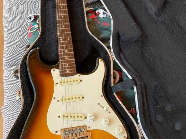 Fender Squire electric guitar plus hard case