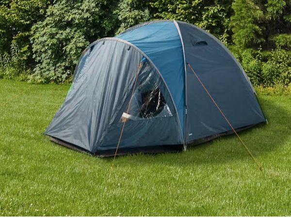 Halfords 4 Person Double Skin Tent