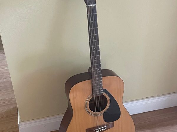 Yamaha Acoustic Guitar €70
