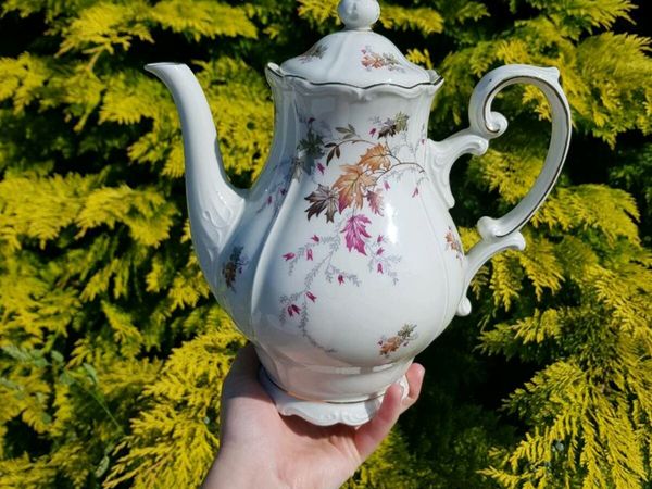 Cream china tea pot
