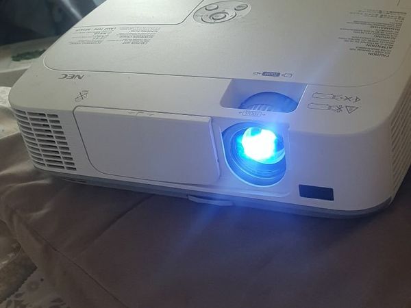 NEC, PROJECTOR WITH  HDMI PORT