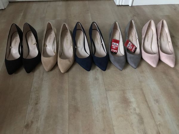Ladies shoes size 3……5 pairs