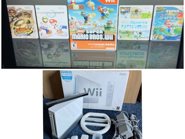 Nintendo Wii with 10 games