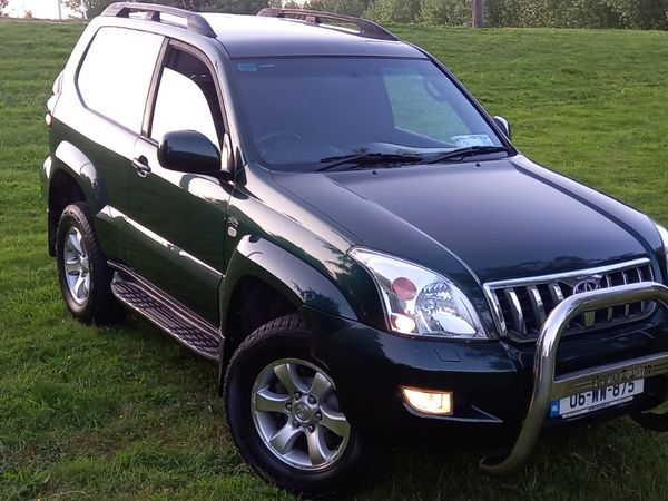 ** Toyota landcruiser (mint) sorted (must see) **