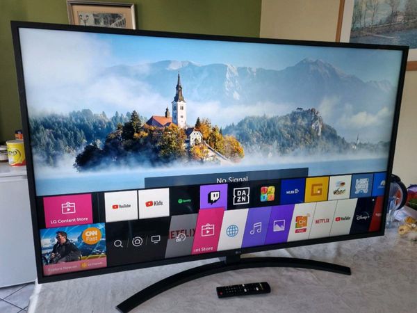 LG 55" 4K Smart TV. Wifi, Netflix, YouTube