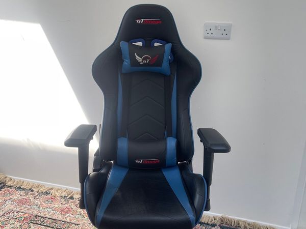 GT Omega Gaming chair
