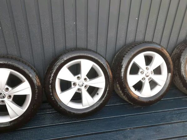 16" Skoda Octavia Alloys & Premium Tyres