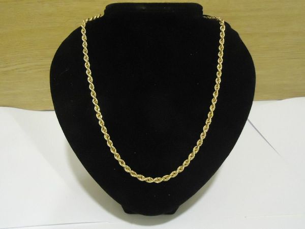 9ct gold rope chain 20inches long