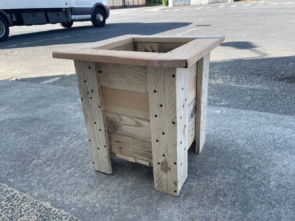 Wooden flower or tree pot box