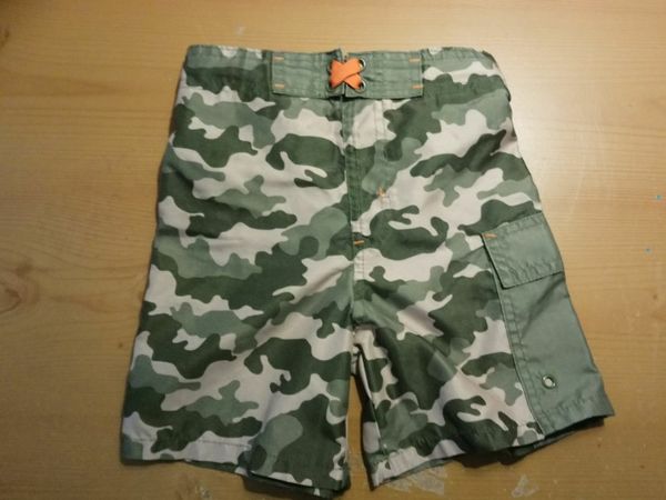 Army camo boys shorts - age 5 toddler beach pants