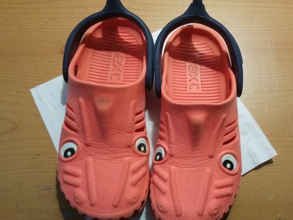 Boys shark clogs flip flops slippers crocs sandals