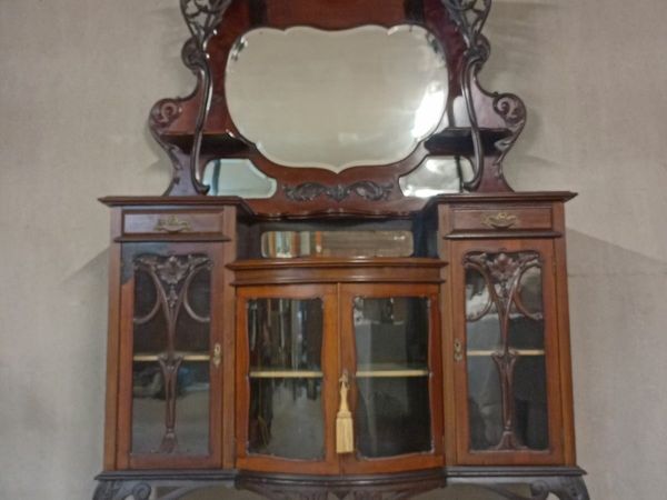 1880s french display cabinet