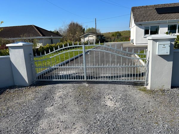 House gates
