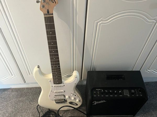 Stratocaster guitar and amp