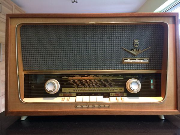 Vintage Grundig Valve Radio