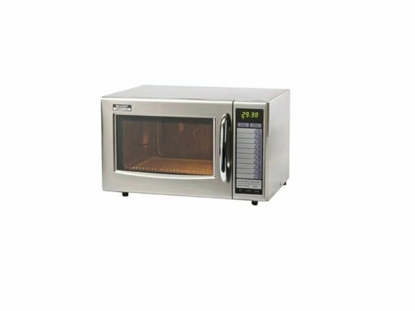 SHARP 21-AT 1000w Commercial Microwave Oven