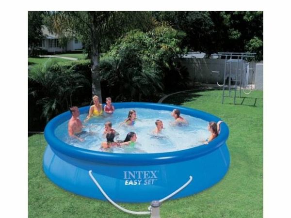 15ft Intex Swimming Pool