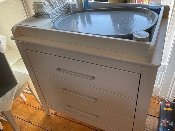 FREE: baby changing table dresser