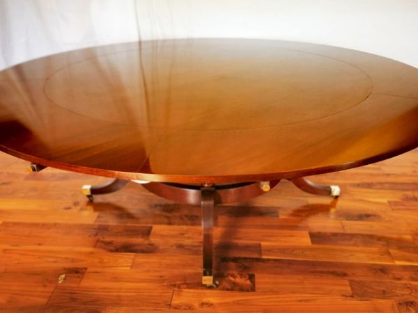 Antique Extendable Mahogany Round Table
