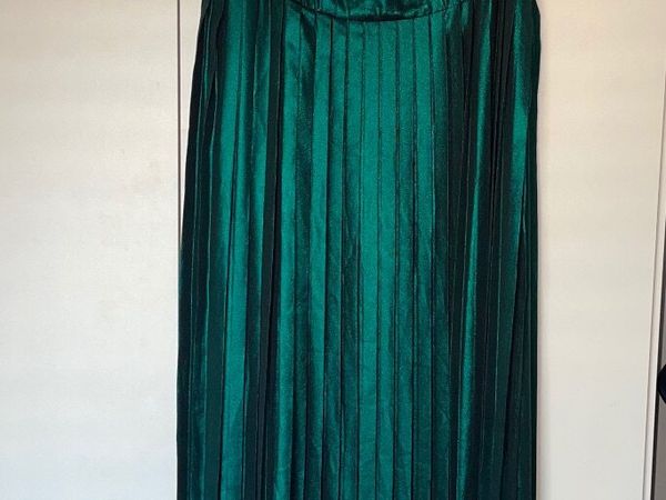 Floor length pleated green dress