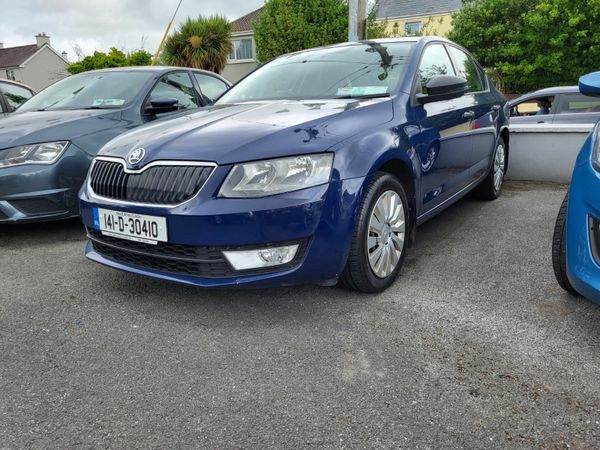 Skoda Octavia Hatchback, Diesel, 2014, Blue