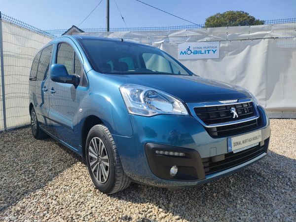 Peugeot Partner MPV, Diesel, 2017, Blue