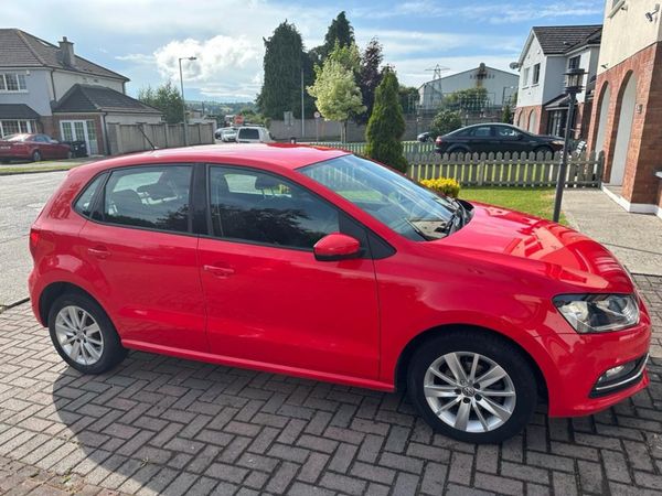 Volkswagen Polo Hatchback, Diesel, 2015, Red